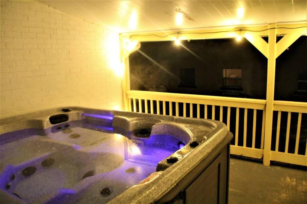 L'Auberge Sainte-Anne - Ski, Spa Et Basilique Villa Bagian luar foto
